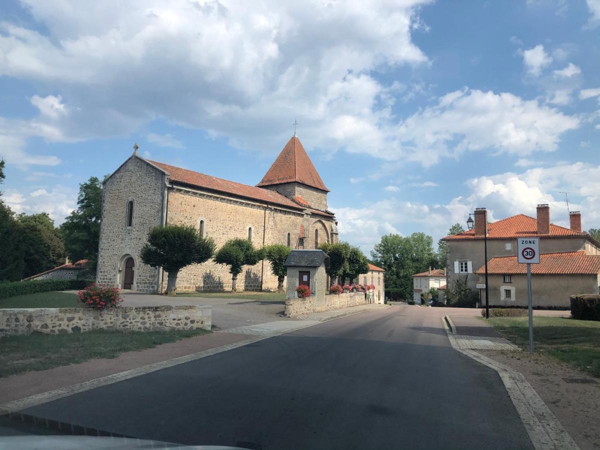 Gite Des Lavandes Oradour-Fanais Kültér fotó